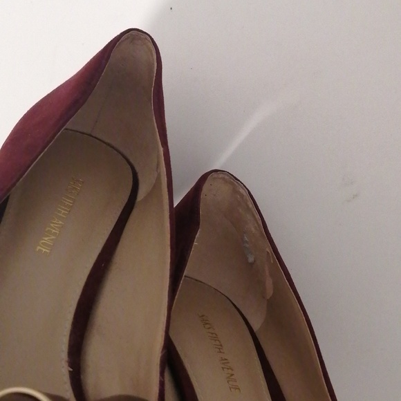 Saks Fith Avenue Burgundy Pump - Picture 7 of 9
